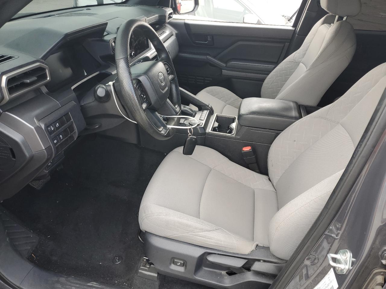 Toyota Tacoma Double Cab Image 10