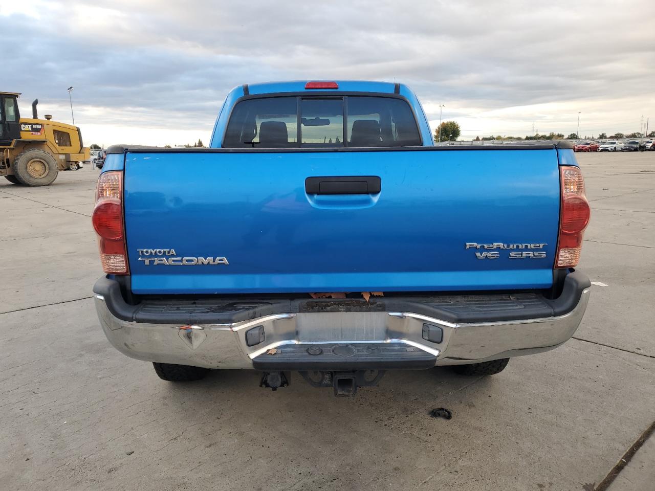 Toyota Tacoma Prerunner Access Cab Image 10