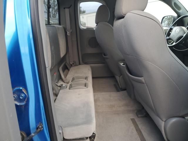 Toyota Tacoma Prerunner Access Cab Image 12