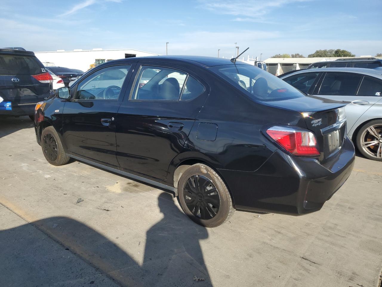 Mitsubishi Mirage G4 Es Image 9