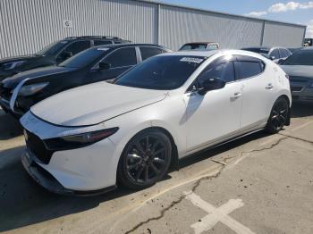  Salvage Mazda 3