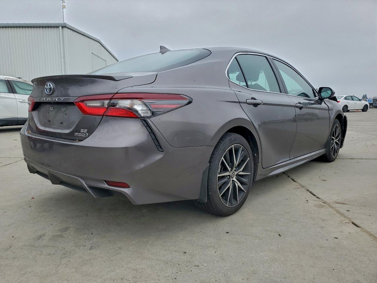 Toyota Camry Se Night Shade Image 7