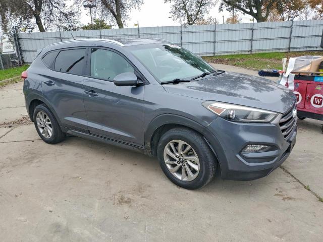 Hyundai TUCSON Limited Image 3