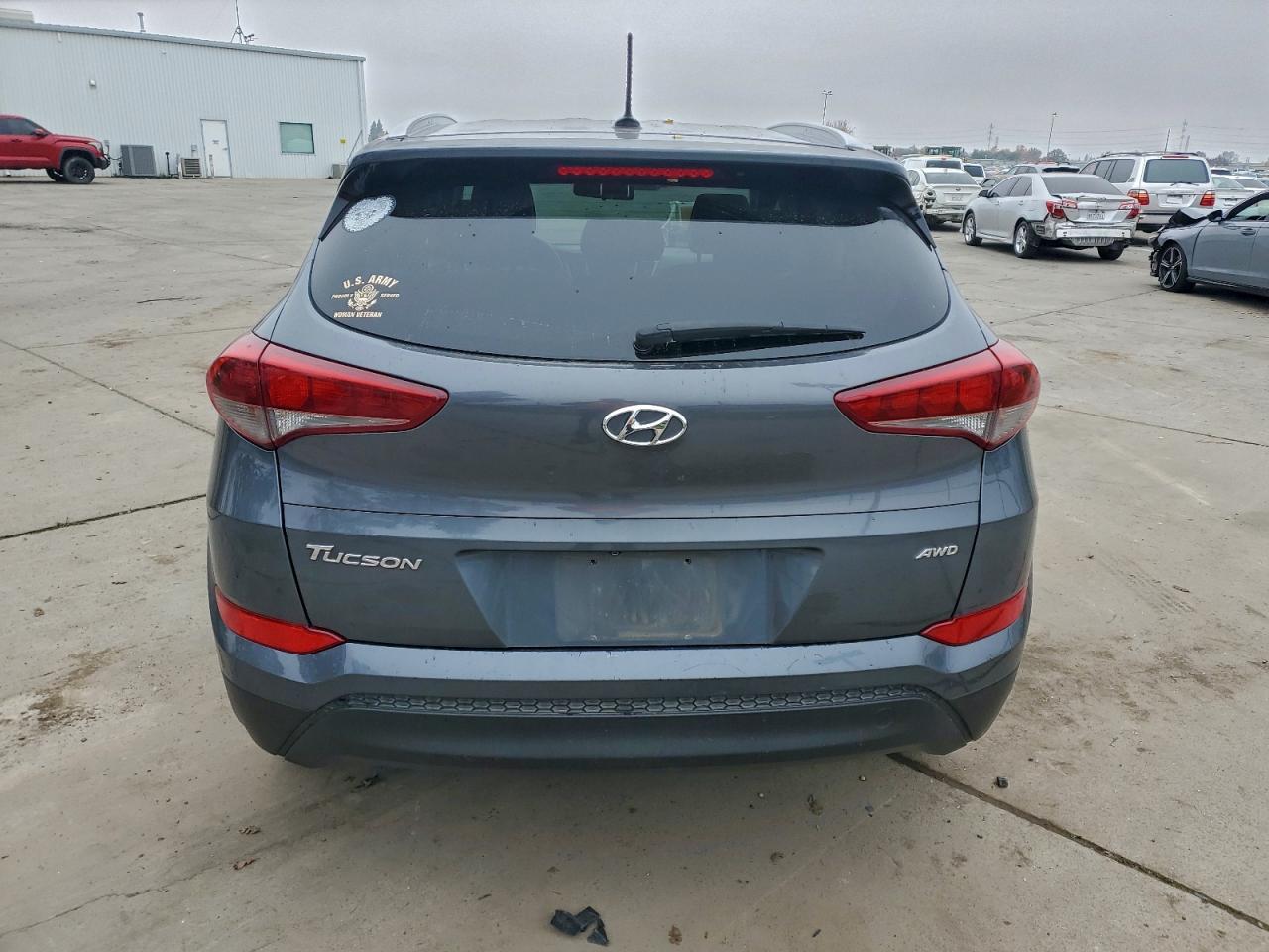 Hyundai TUCSON Limited Image 11