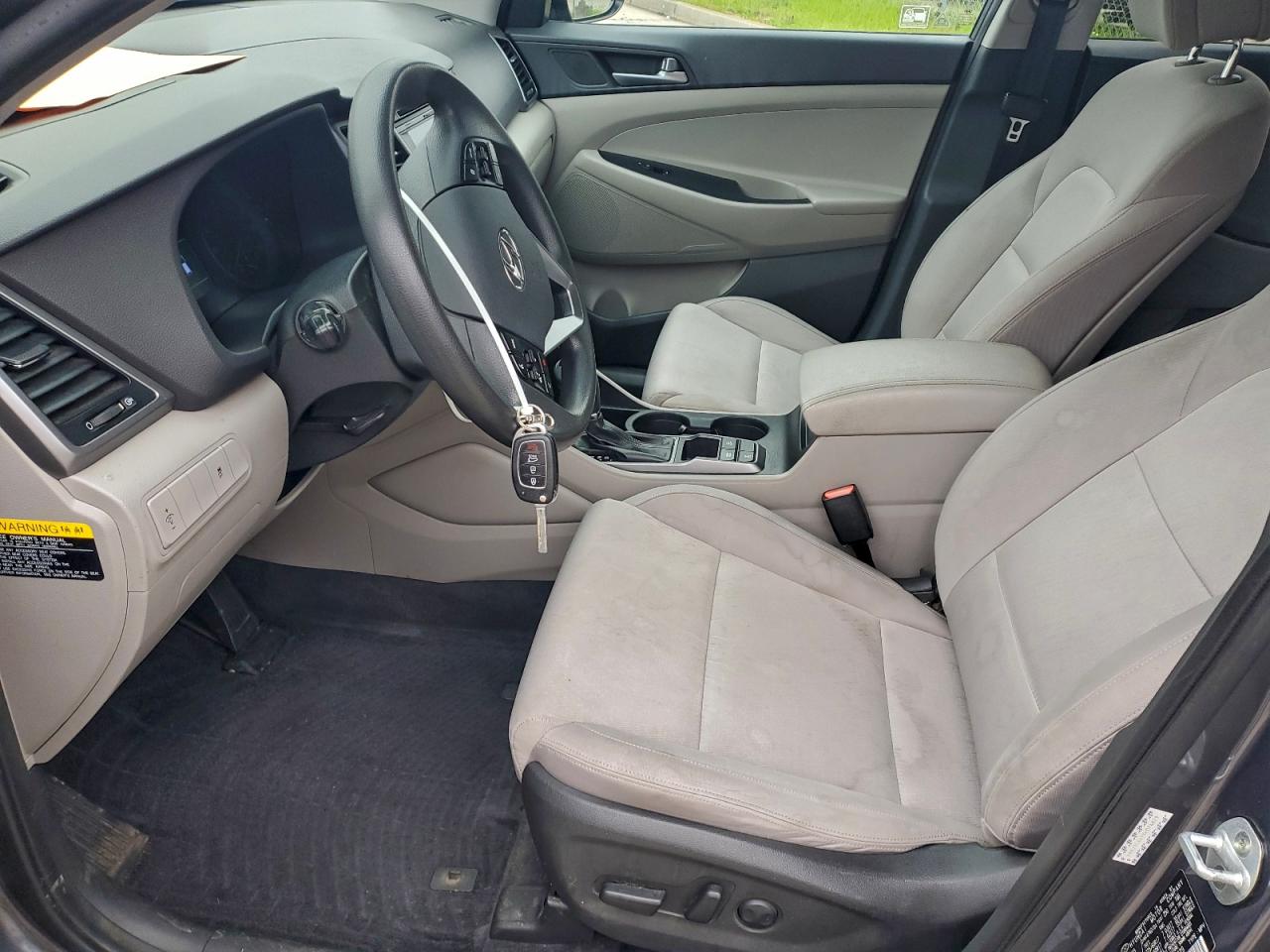 Hyundai TUCSON Limited Image 6