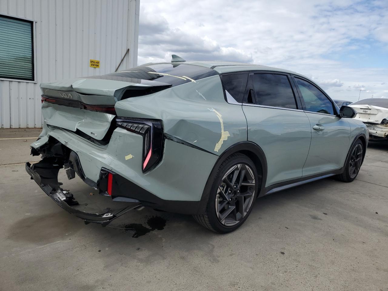 Kia K4 Gt Line Gt Line Image 3