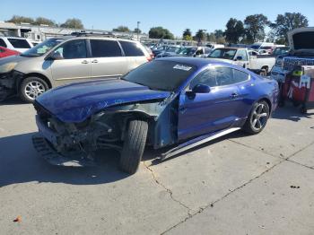  Salvage Ford Mustang