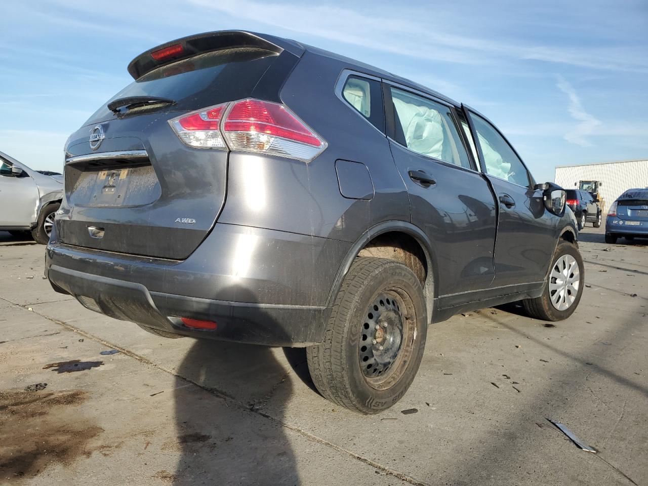 Nissan Rogue S Image 5