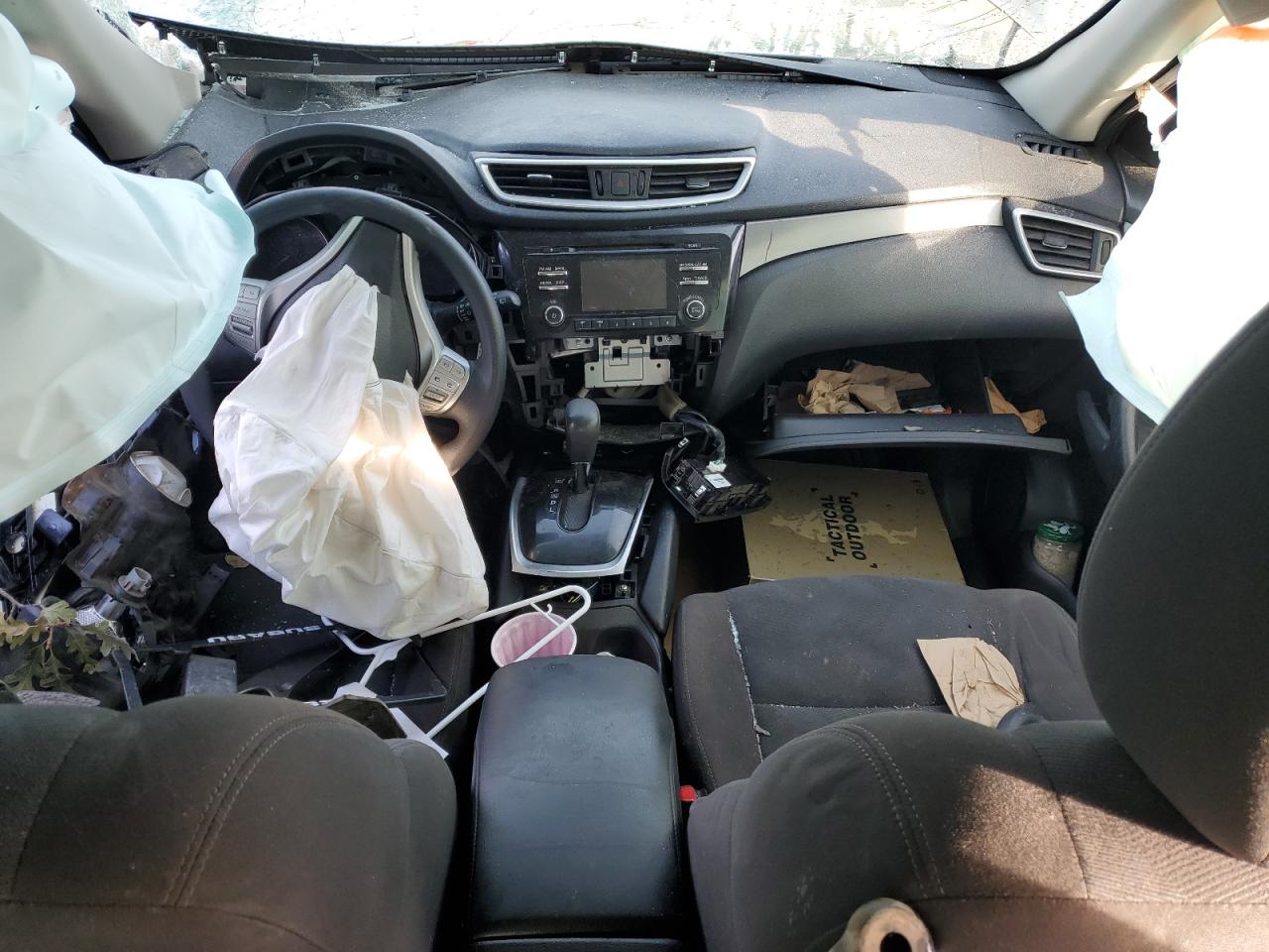 Nissan Rogue S Image 9