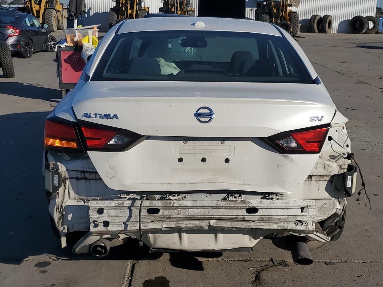 Nissan Altima Sv Image 8