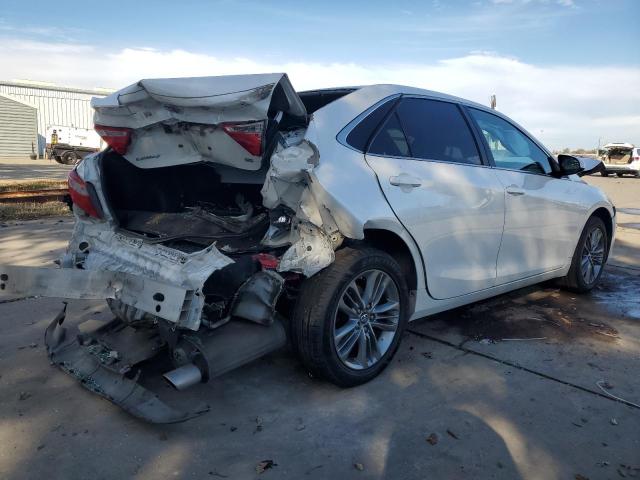 Toyota Camry Le Image 2