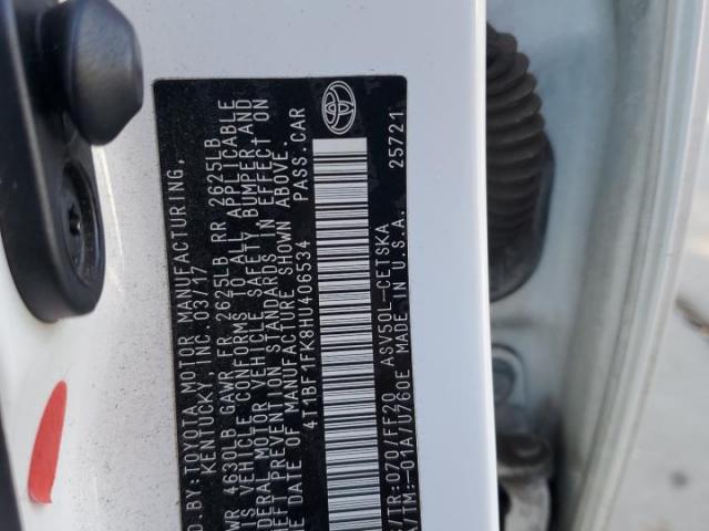 Toyota Camry Le Image 8