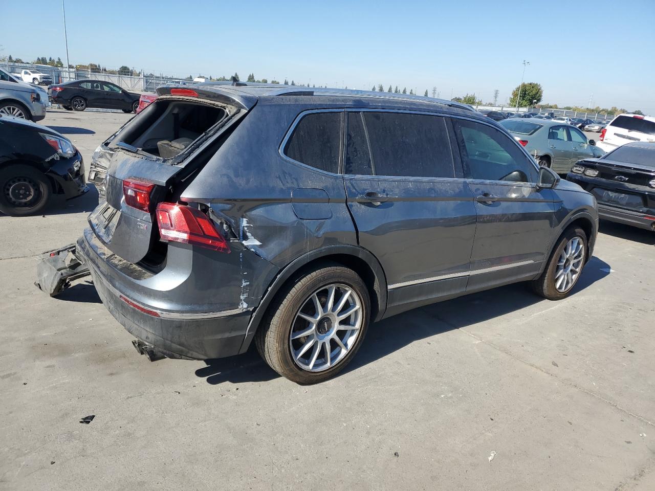 Volkswagen Tiguan Sel Premium Image 5