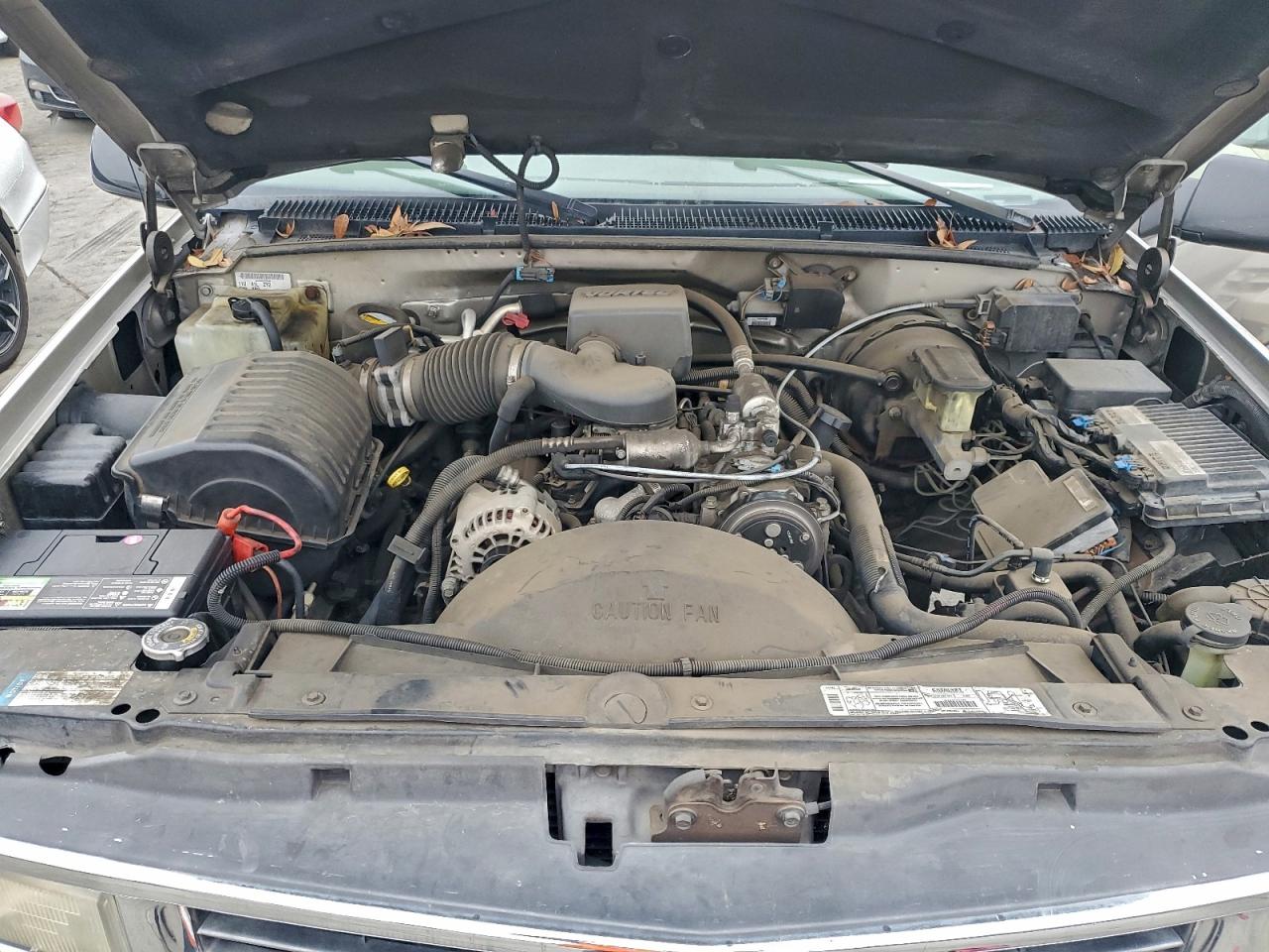 Chevrolet Suburban K1500 Image 9