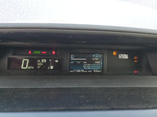 Toyota Prius Image 10