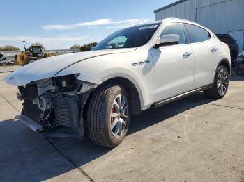  Salvage Maserati Levante S