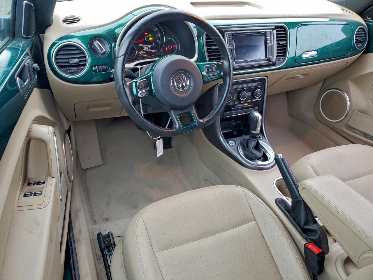 Volkswagen Beetle S/se Image 3