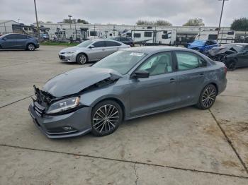  Salvage Volkswagen Jetta