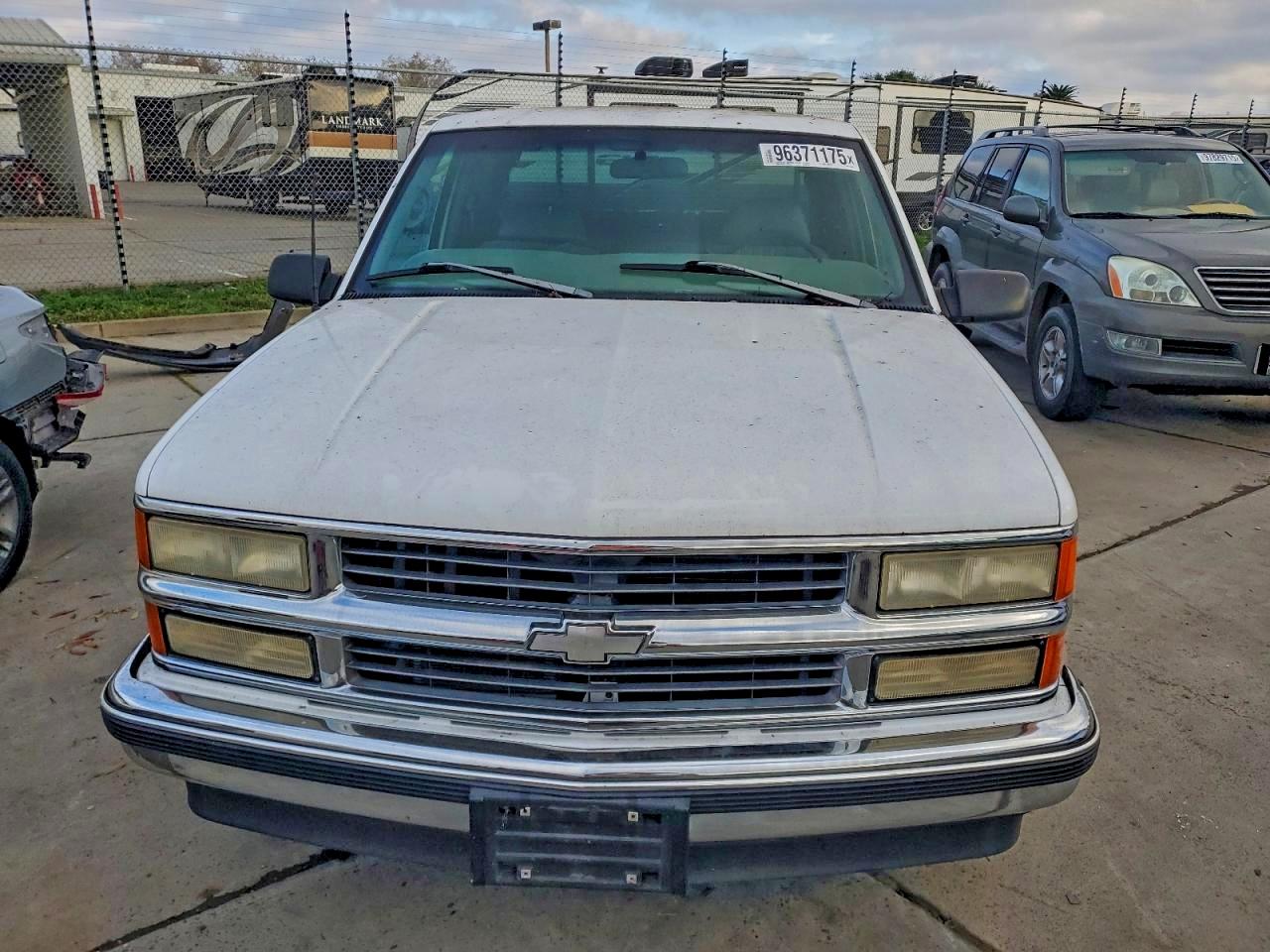 Chevrolet Gmt C1500 Image 6