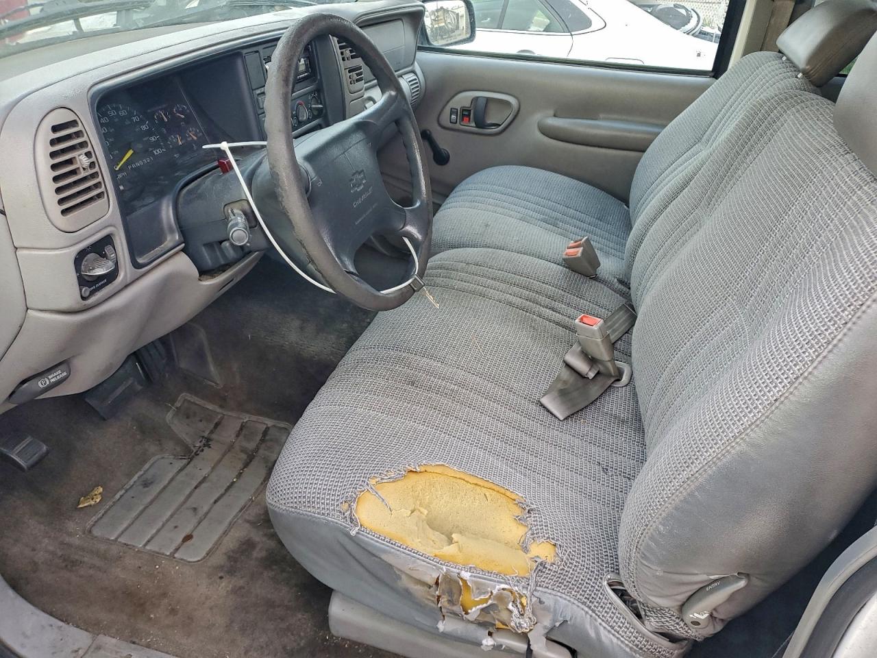 Chevrolet Gmt C1500 Image 3