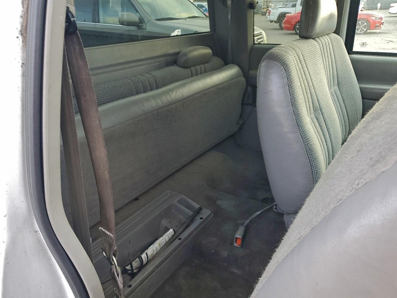 Chevrolet Gmt C1500 Image 11