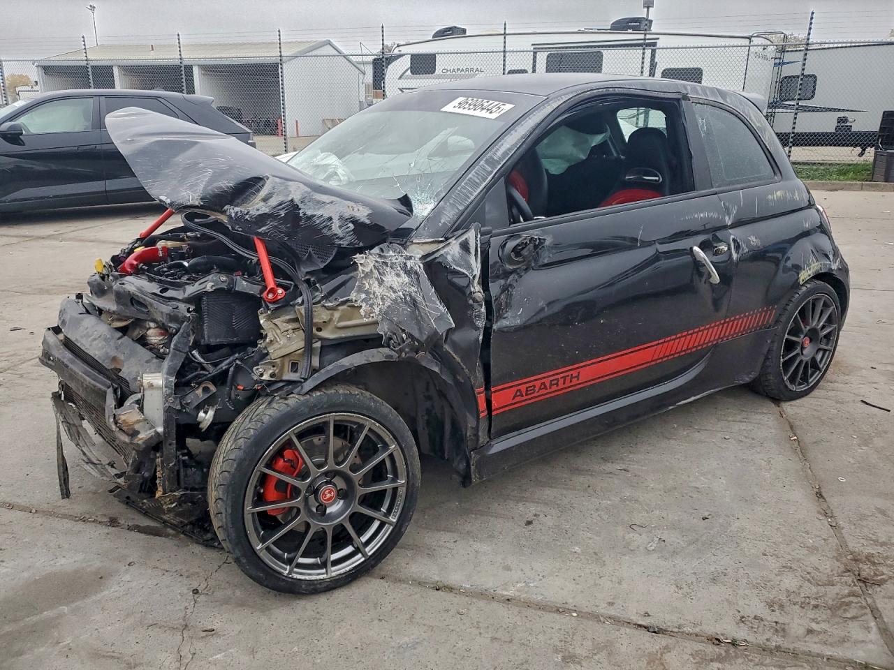 FIAT 500 Abarth Image 1