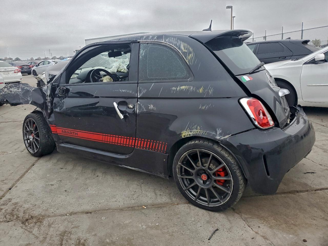 FIAT 500 Abarth Image 9