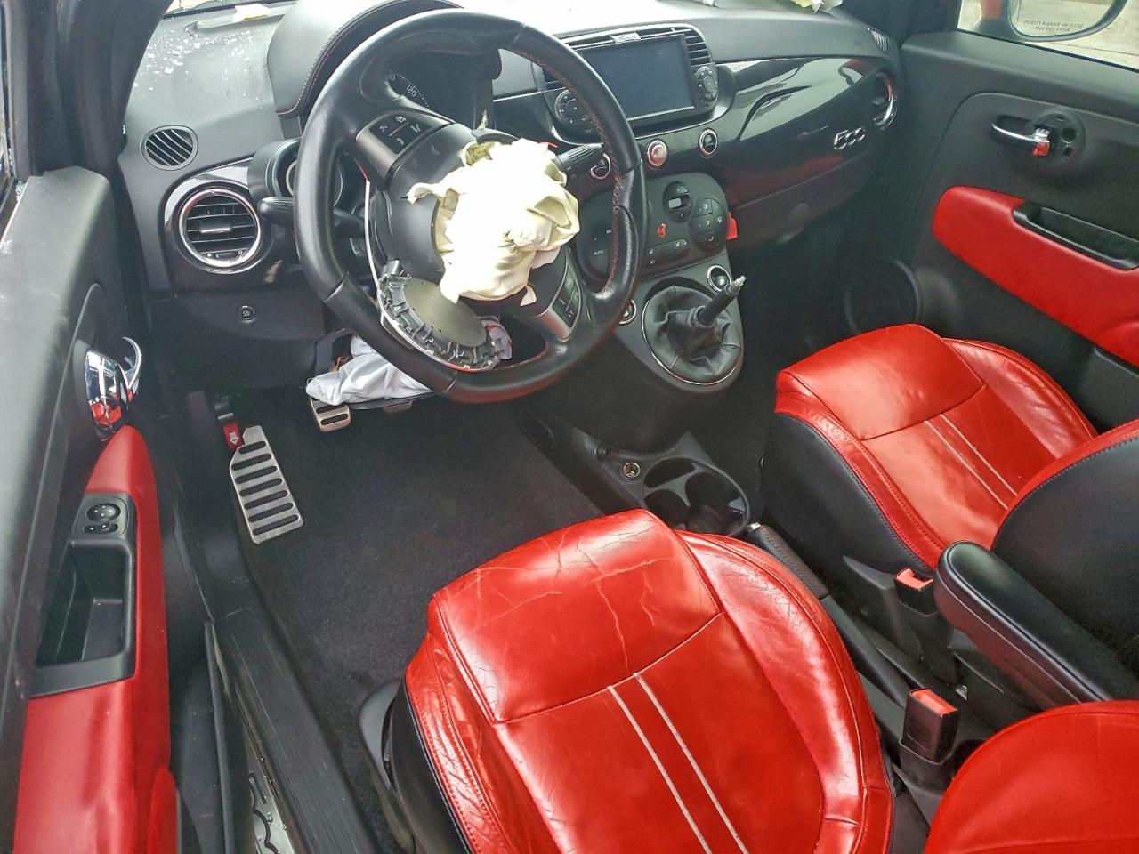 FIAT 500 Abarth Image 7