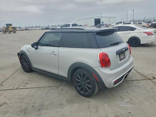 MINI Cooper S Image 2