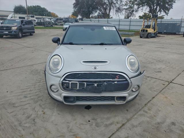 MINI Cooper S Image 3