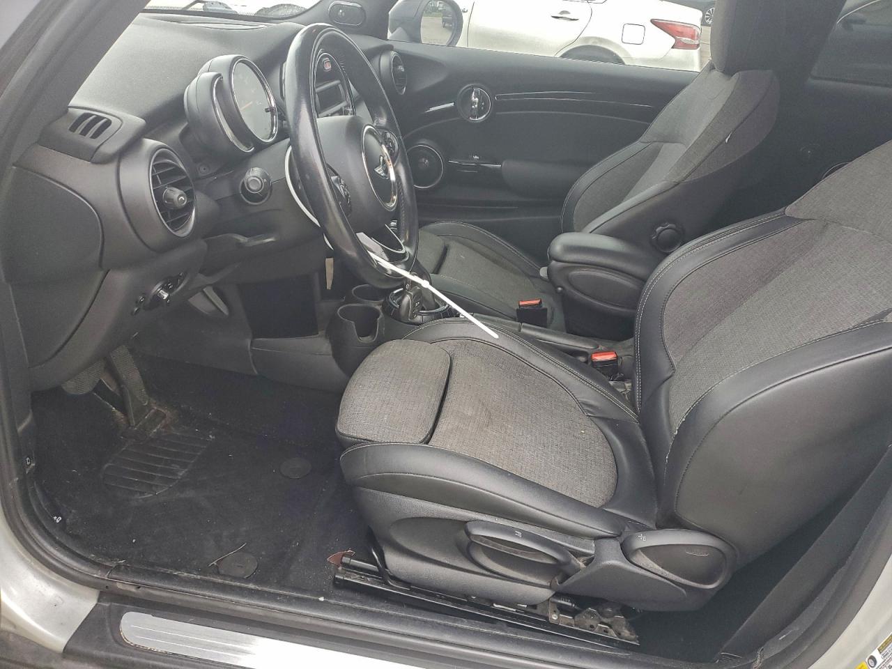 MINI Cooper S Image 4