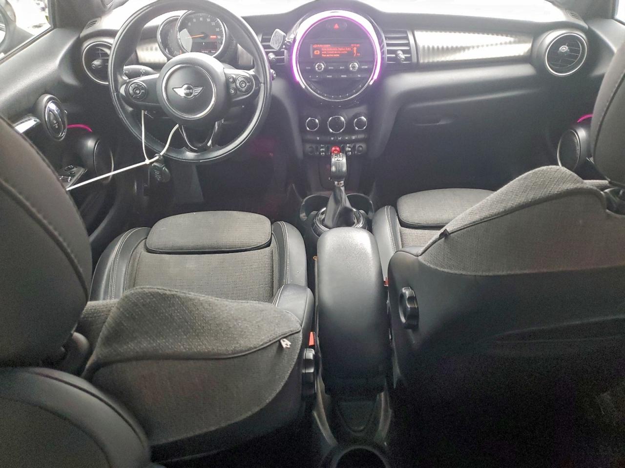 MINI Cooper S Image 6