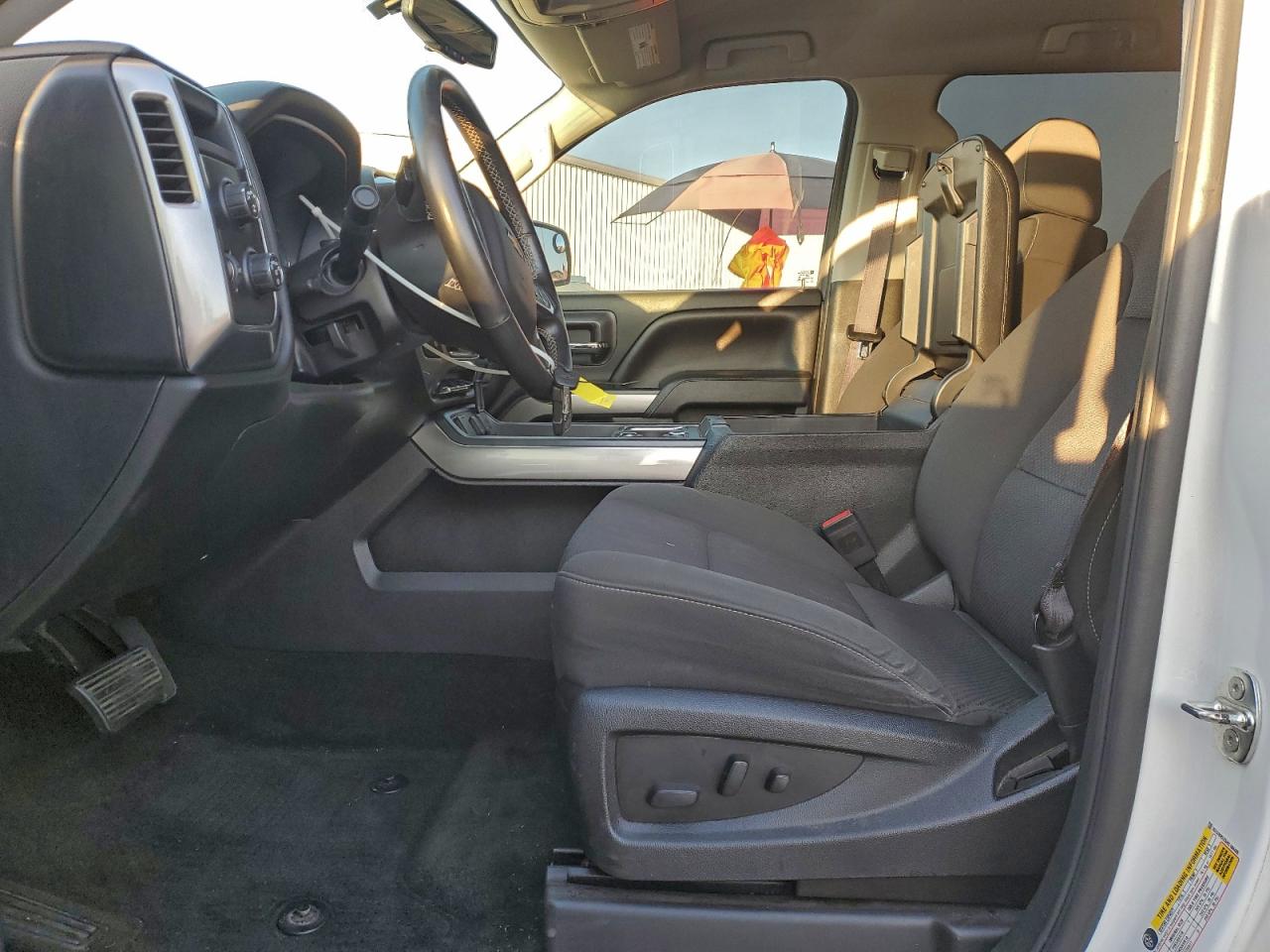 Chevrolet Silverado K1500 Lt Image 3