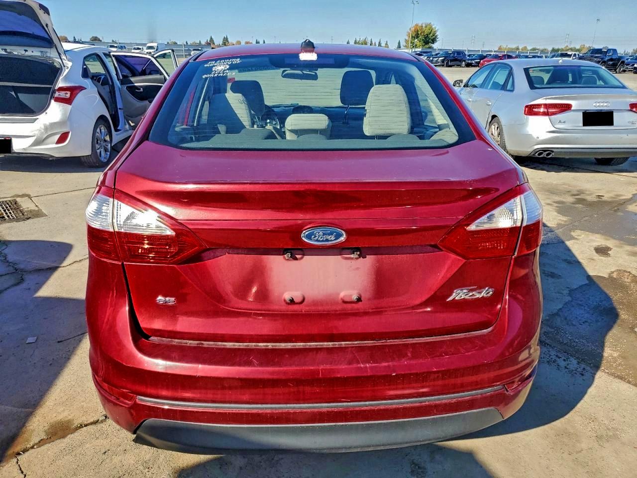 Ford Fiesta Se Image 11