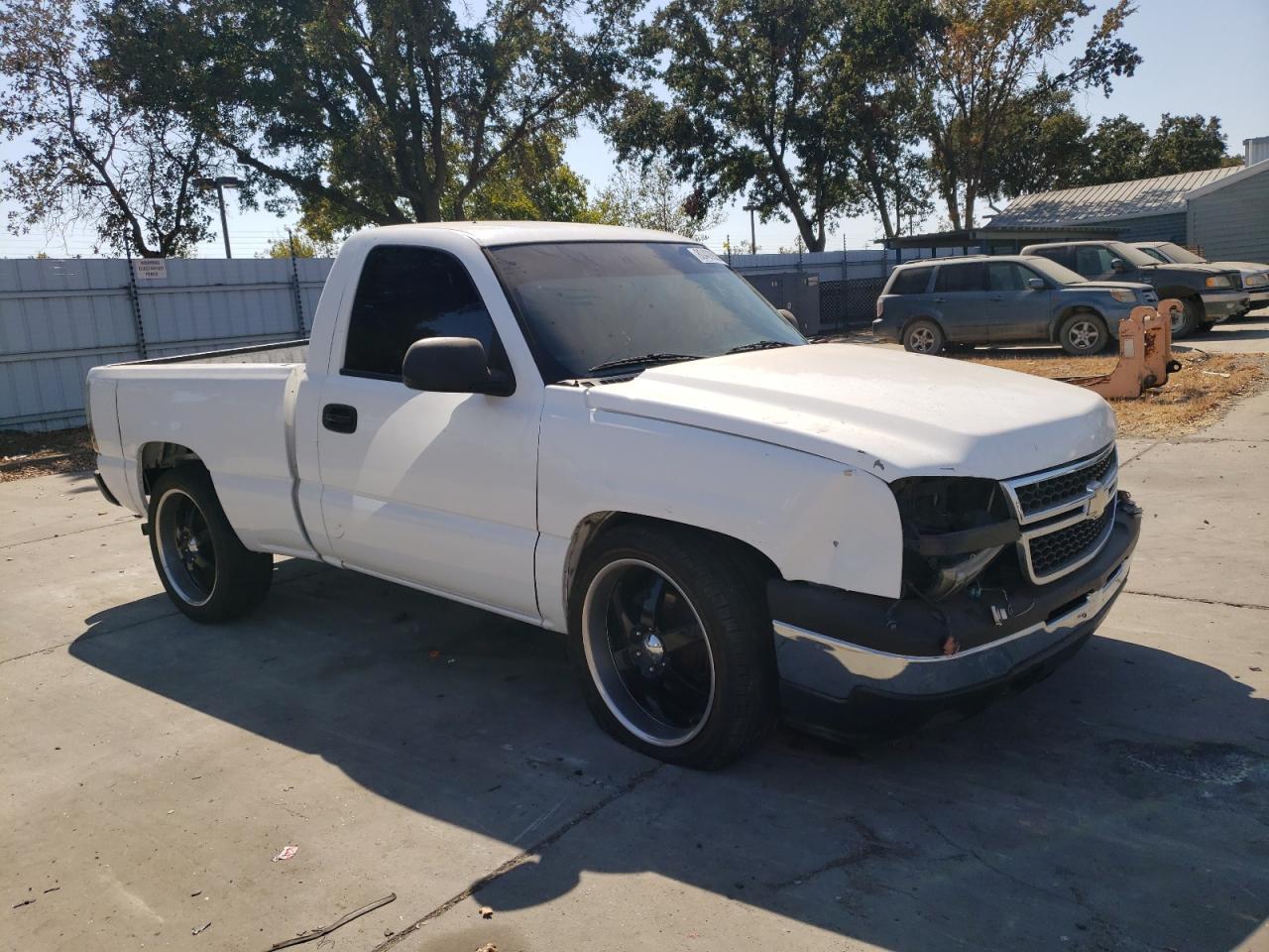 Chevrolet Silverado C1500 C1500 Image 5