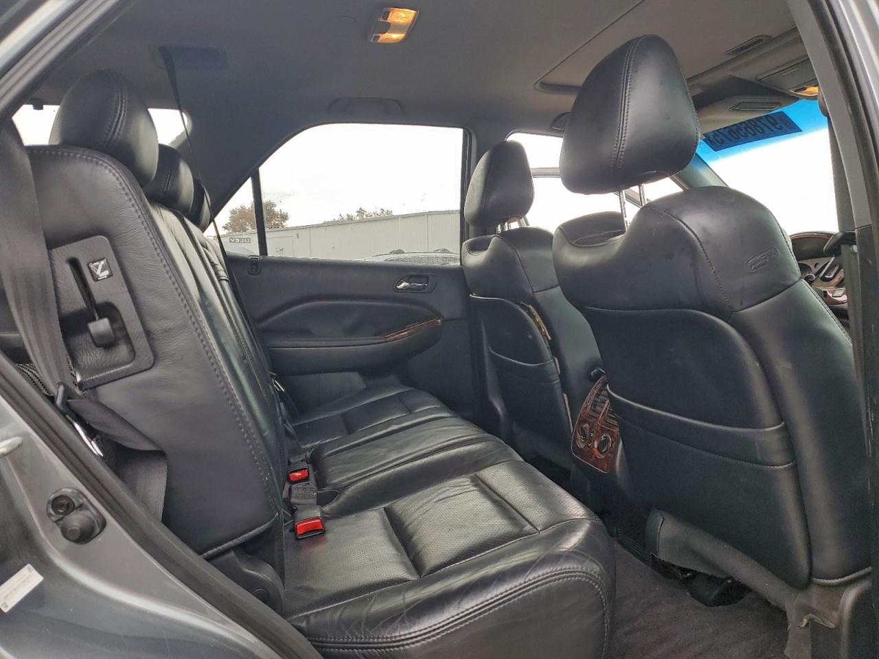 Acura MDX Touring Image 8