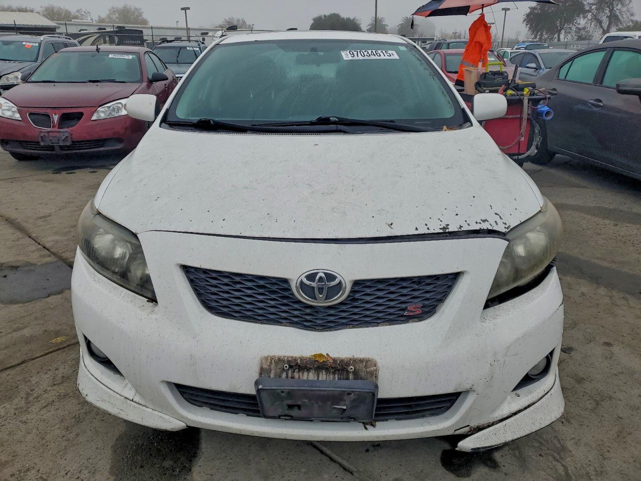 Toyota Corolla Base Image 8