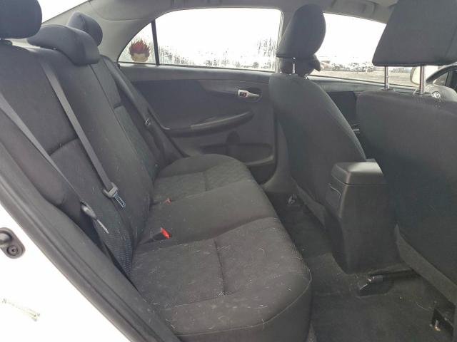 Toyota Corolla Base Image 5