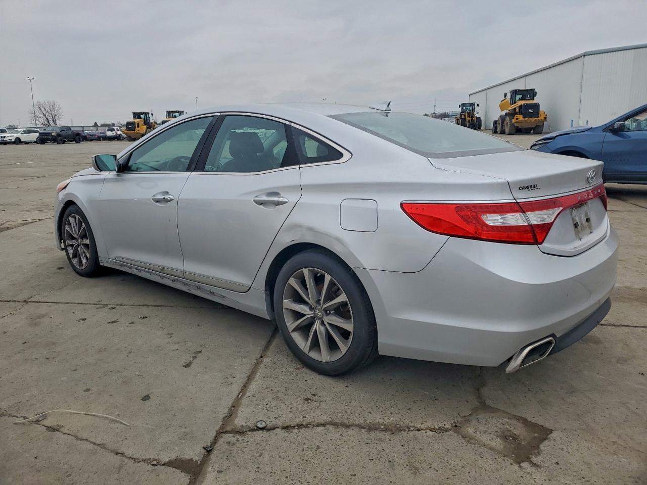 Hyundai Azera Image 2