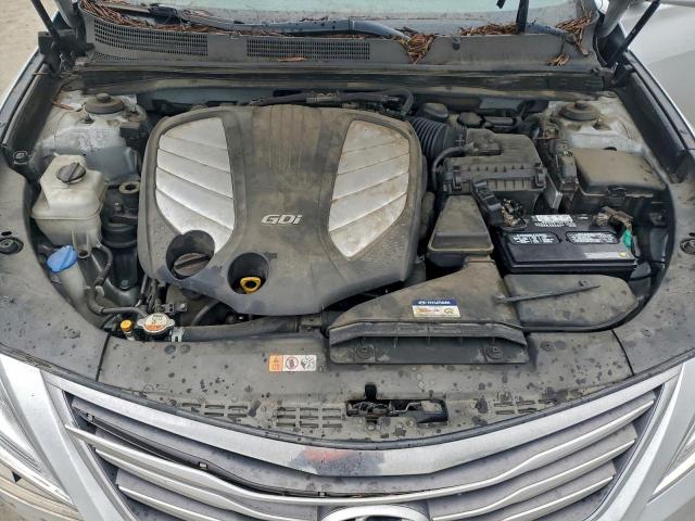 Hyundai Azera Image 10