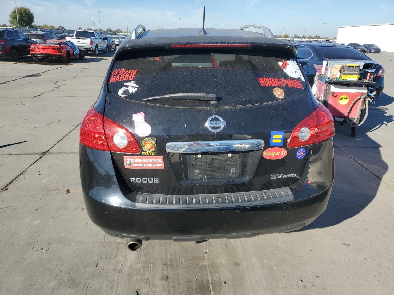 Nissan Rogue S Image 8