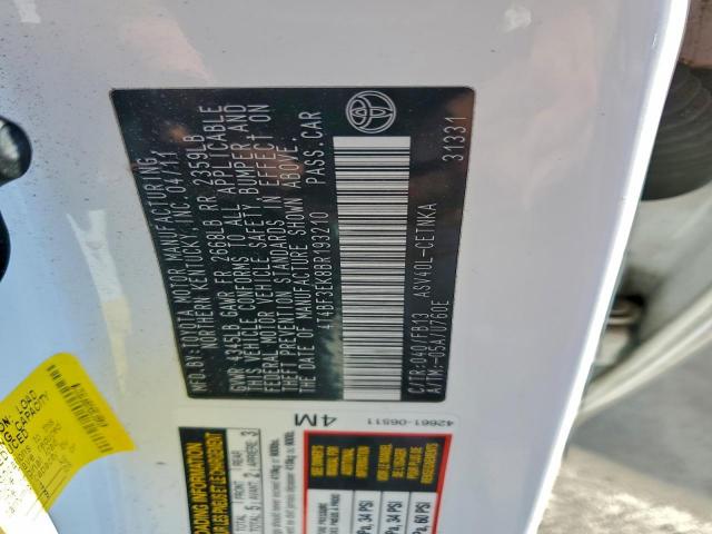 Toyota Camry Base Image 8