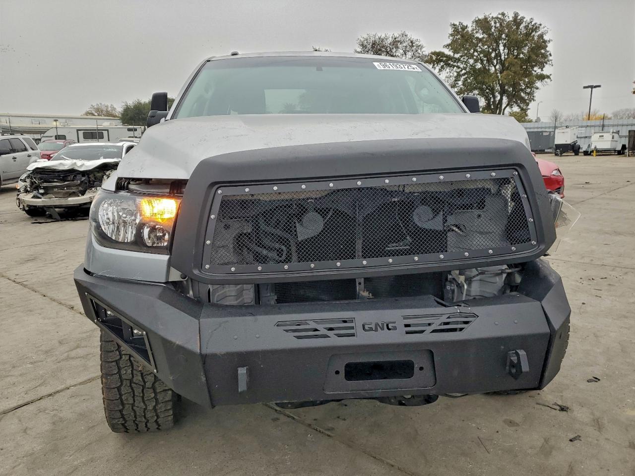 Toyota Tundra Crewmax Sr5 Image 7