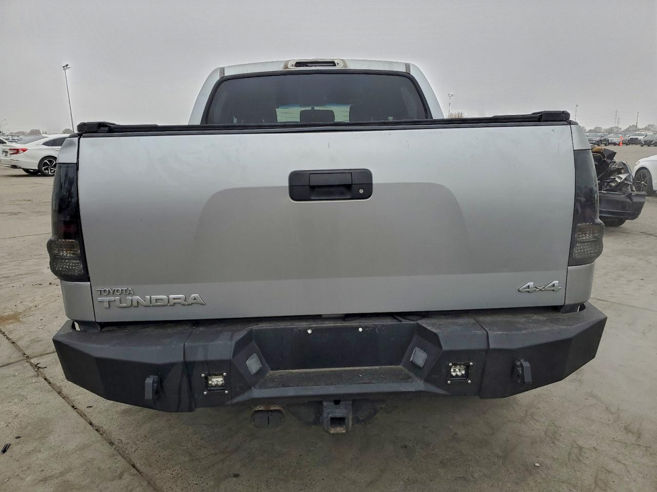 Toyota Tundra Crewmax Sr5 Image 5