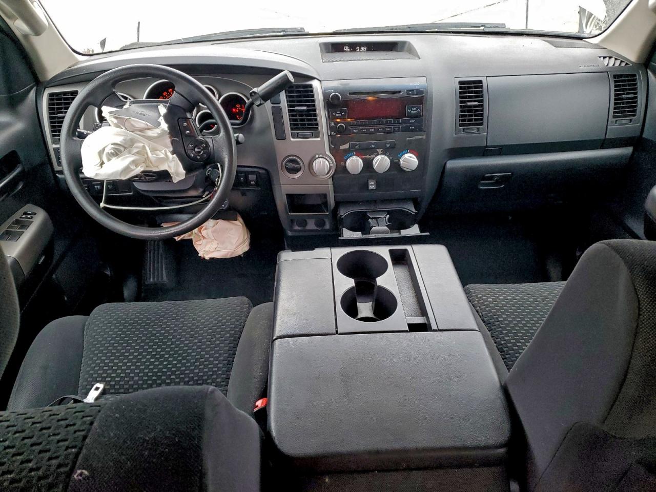 Toyota Tundra Crewmax Sr5 Image 9