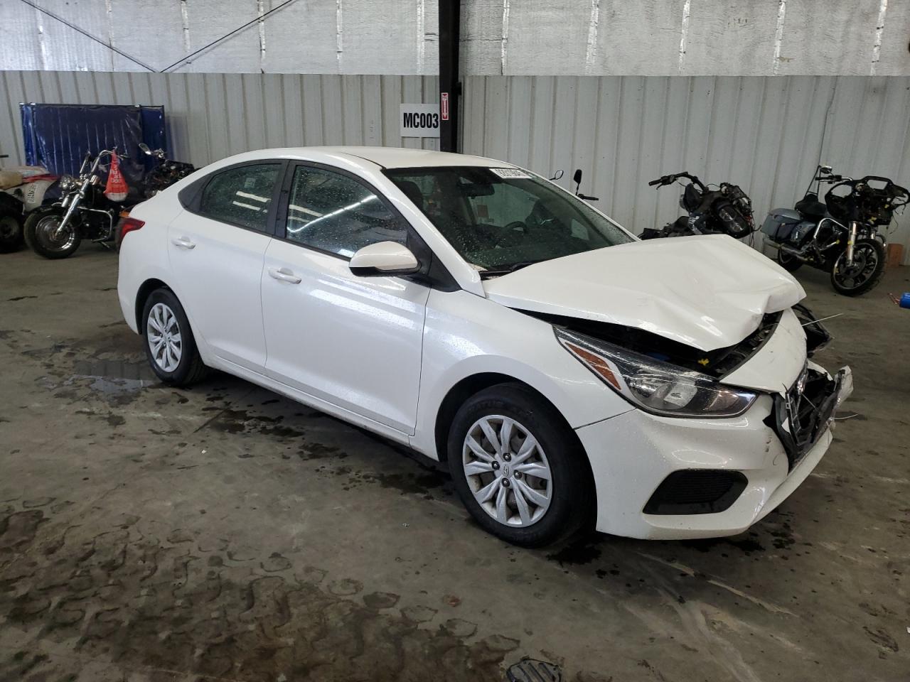 Hyundai ACCENT Se Image 3