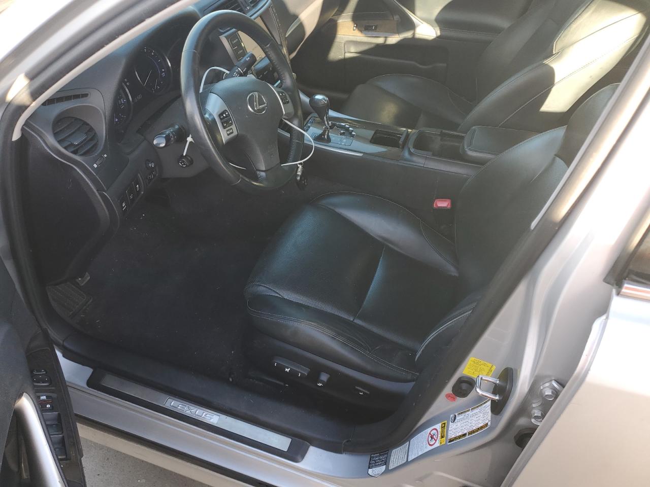 Lexus Is 350 Image 4