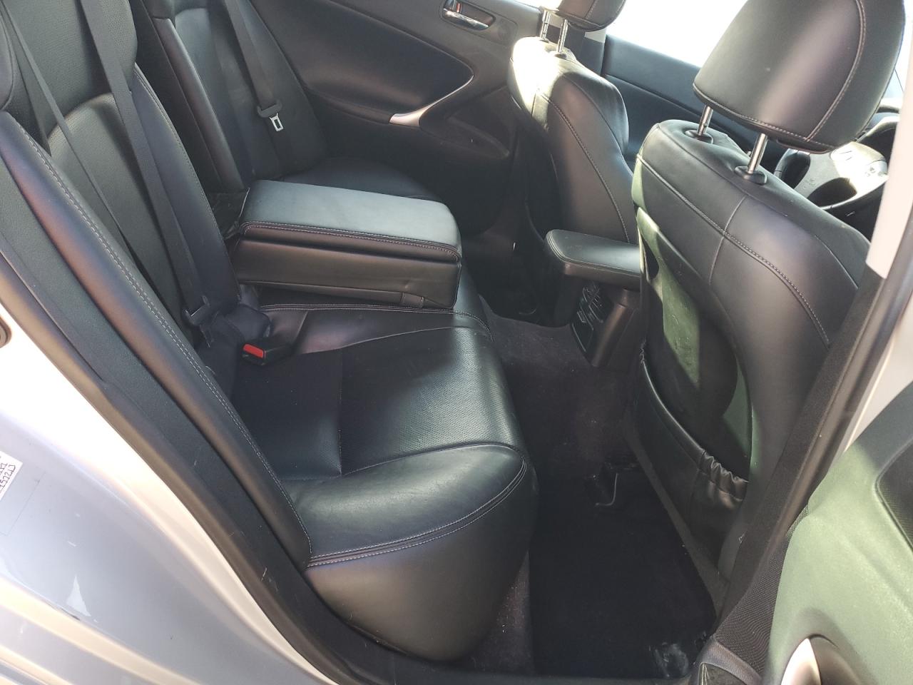 Lexus Is 350 Image 10