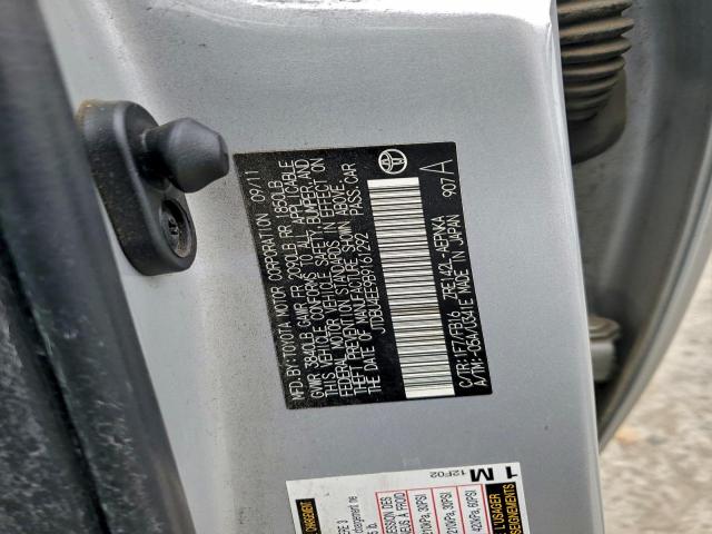 Toyota Corolla Base Image 10