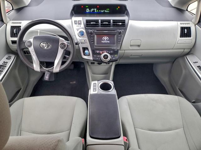 Toyota Prius Image 8